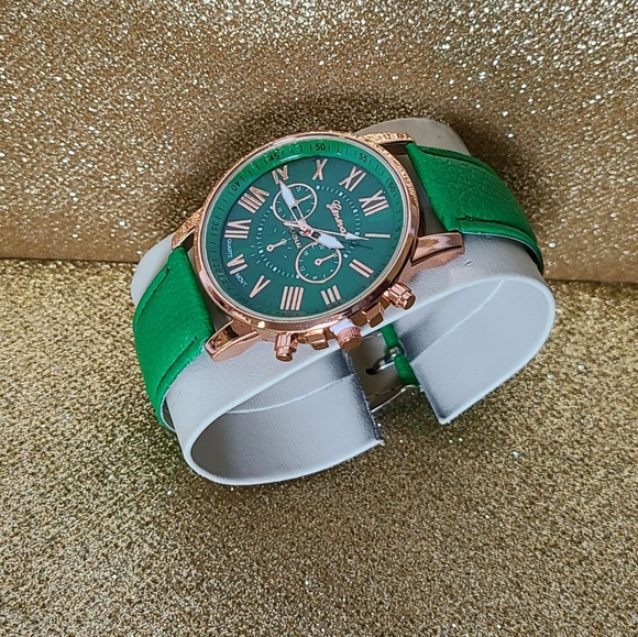 Geneva Watch for Kids/Pre-teens - Picture 2 of 3